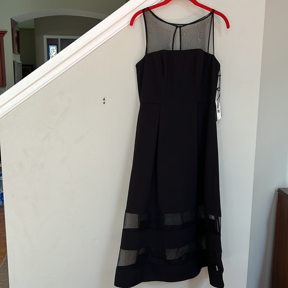 ADRIANNA PAPELL CREPE AND MESH ILLUSION MIDI FIT-FLARE COCKTAIL DRESS IN BLACK - Picture 6 of 13